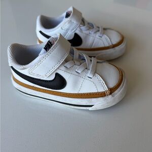 Nike Court Legacy Toddler shoes size 6